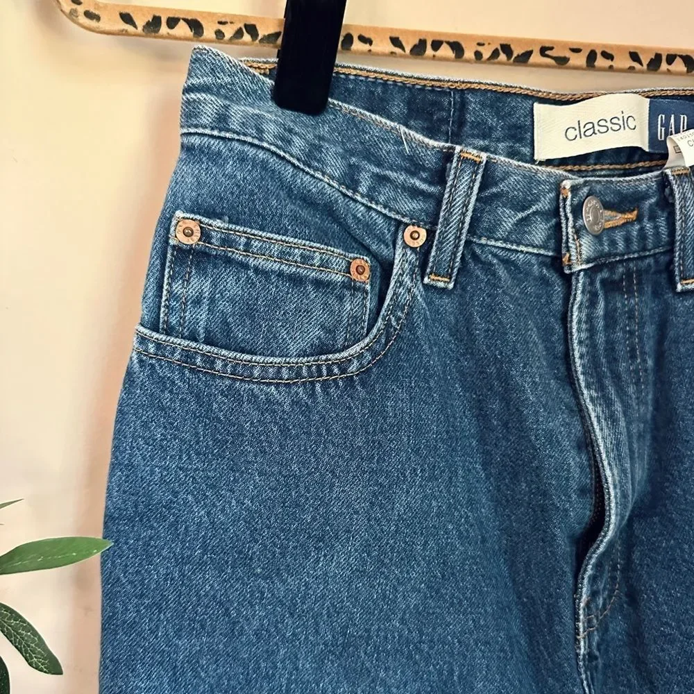 Vintage GAP Classic Fit Ankle Jeans Size 8 100% Cotton High Rise Straight Wash